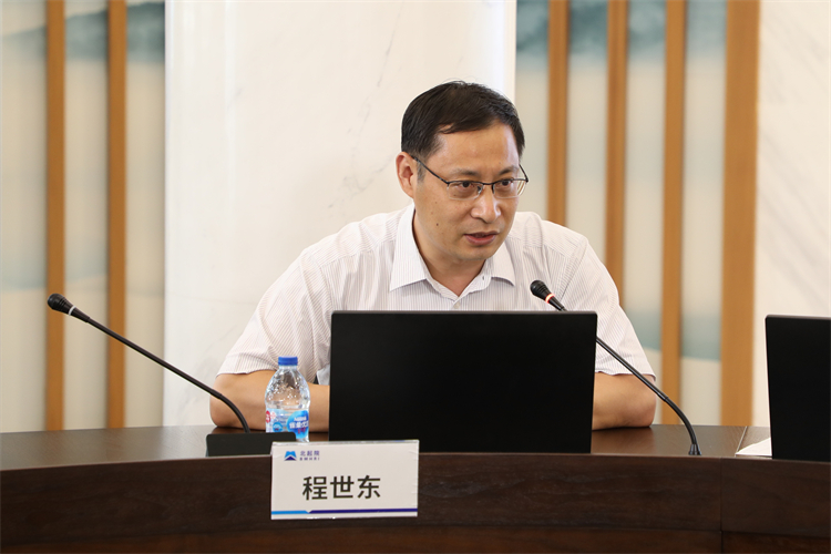 程世東.jpg